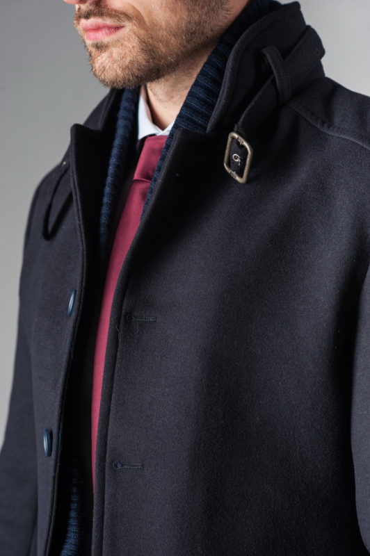 Приталенное мужское пальто темно-синего цвета. Арт.:1-215-1