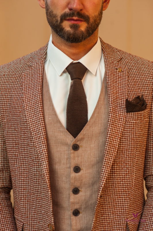Мужской кэжуал пиджак коричневого цвета. Арт.:2-529-2