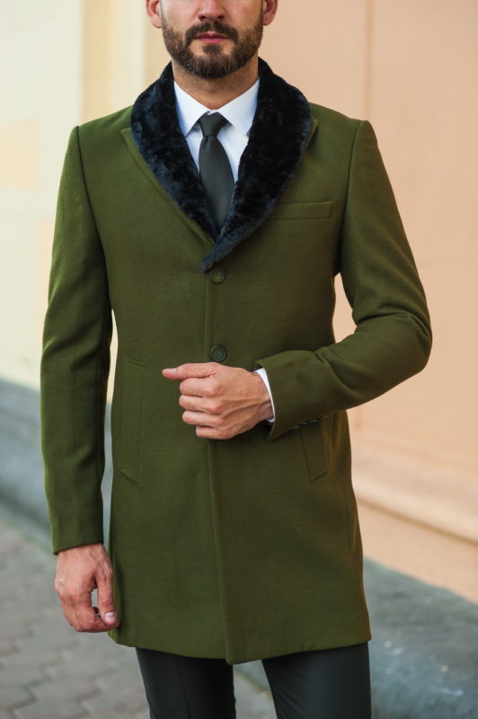 Мужское пальто зеленого цвета. Арт.:1-516-1