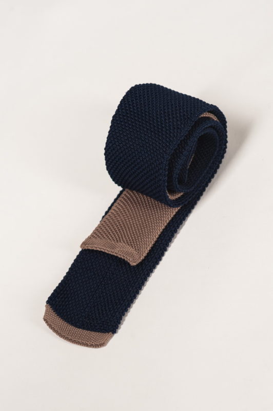 Вязаный галстук темно-синего цвета. Арт.:10-18