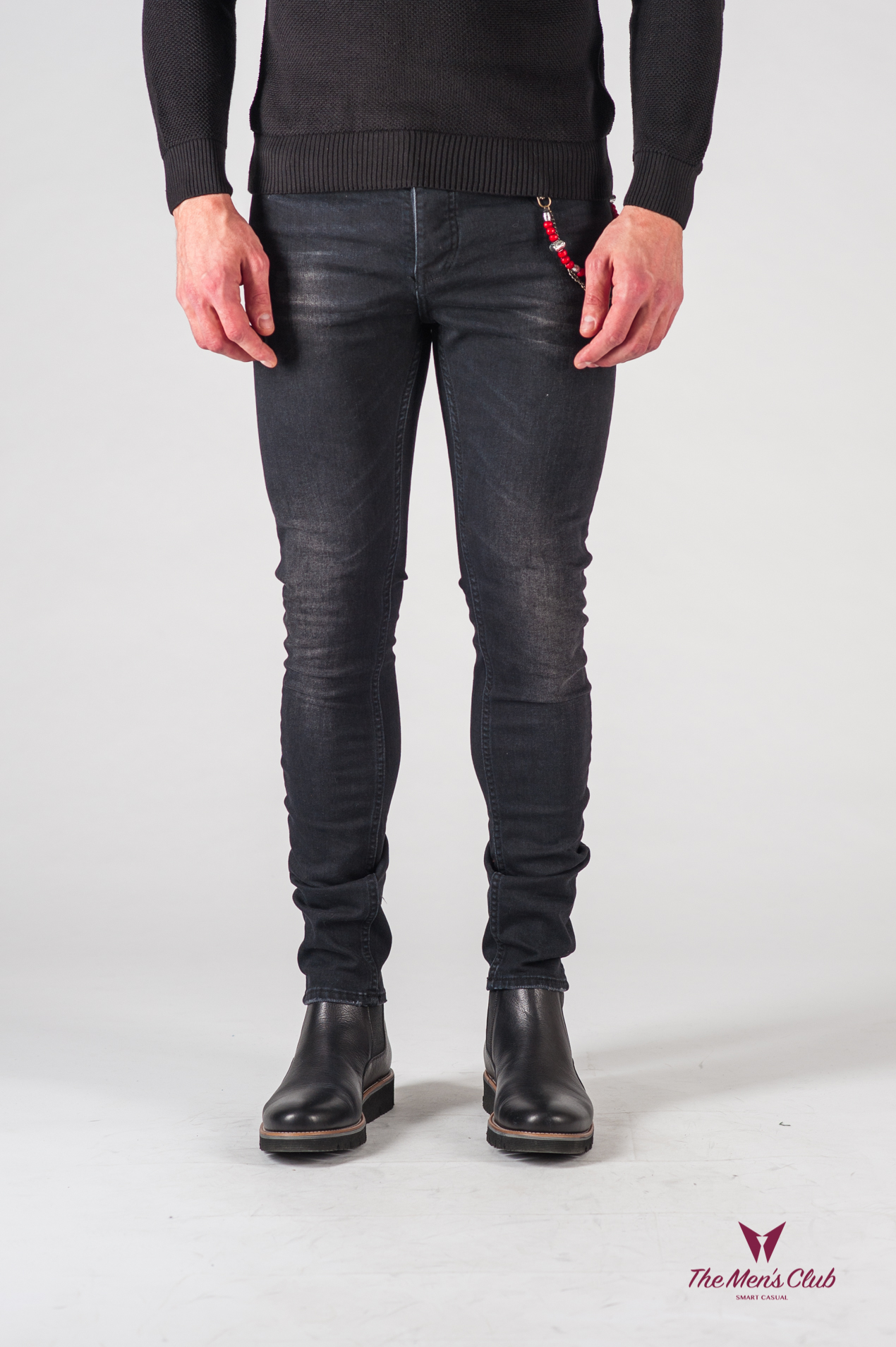 валберис мужские джинсы черные зауженные