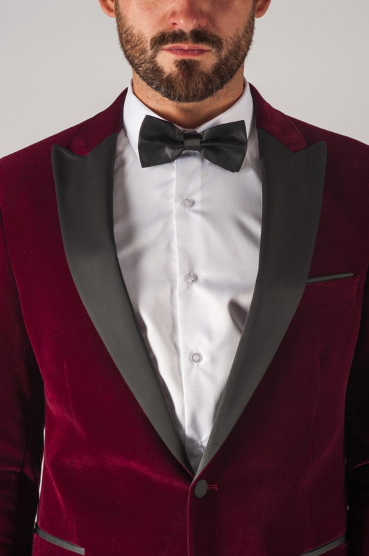 Яркий мужской костюм бордового цвета. Арт.:4-738-5