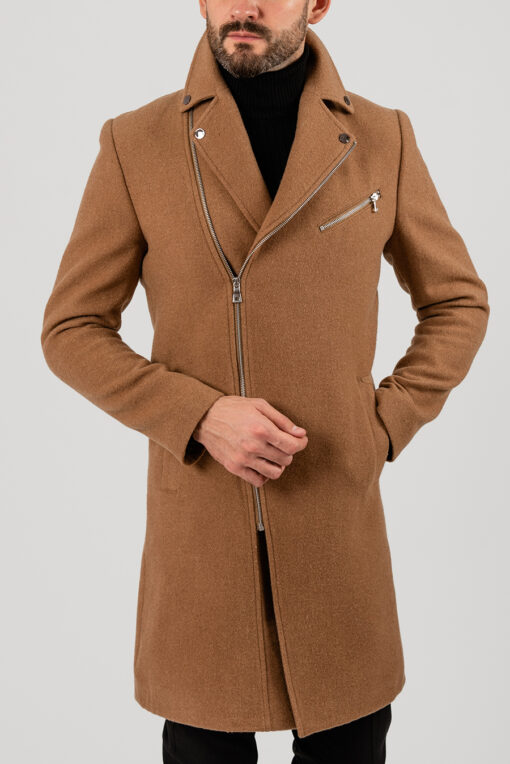 Пальто с косым бортом горчичного цвета. Арт.:1-1838-2