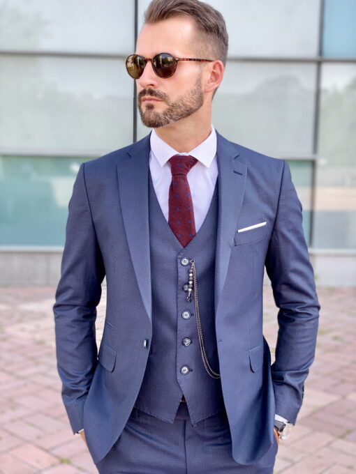 Синий мужской костюм-тройка в итальянском стиле. Арт.:2405