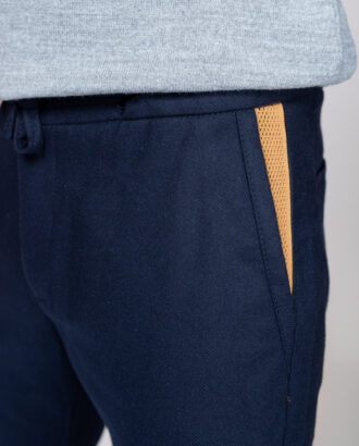Синие брюки в стиле спорт-шик зауженные к низу. Арт: 3123