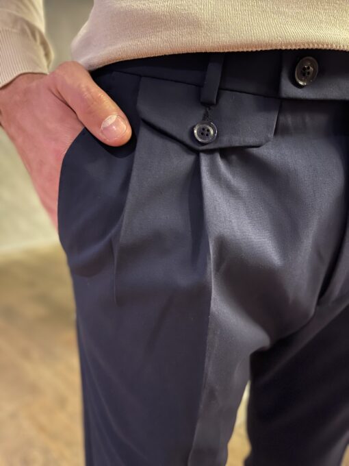 Черные брюки с защипами. Арт.:4241