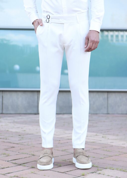 Мужские брюки на ремешках белого цвета. Арт.: 7030