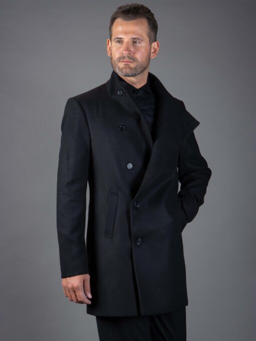 Приталенное мужское пальто черного цвета. Арт.:7223